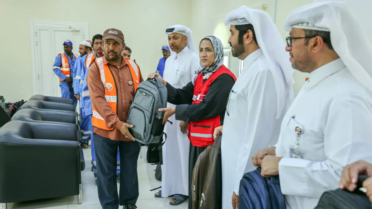 Qatar Red Crescent Society distributed 1,500 hygiene kits to workers