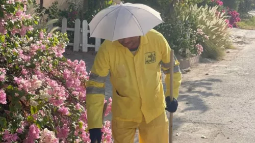Sun protection umbrellas for municipal workers introduced in al wakra Municipality